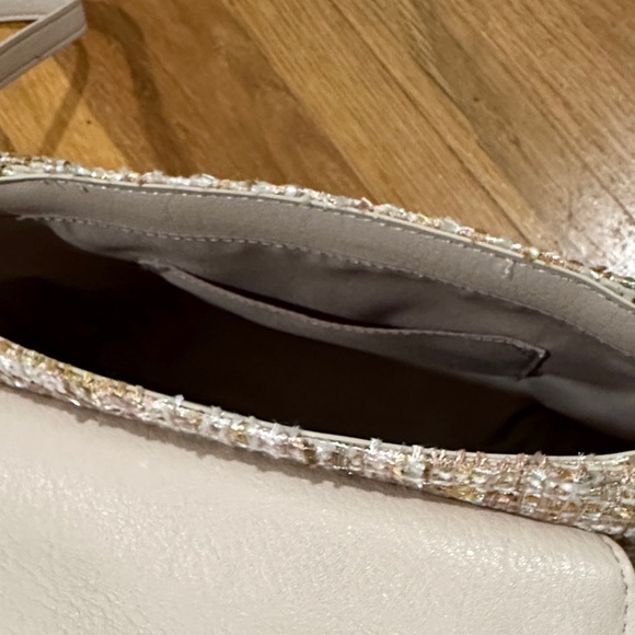 LC Lauren Conrad | Elegant Tweed Handbag with Chain Handle - Picture 10 of 16